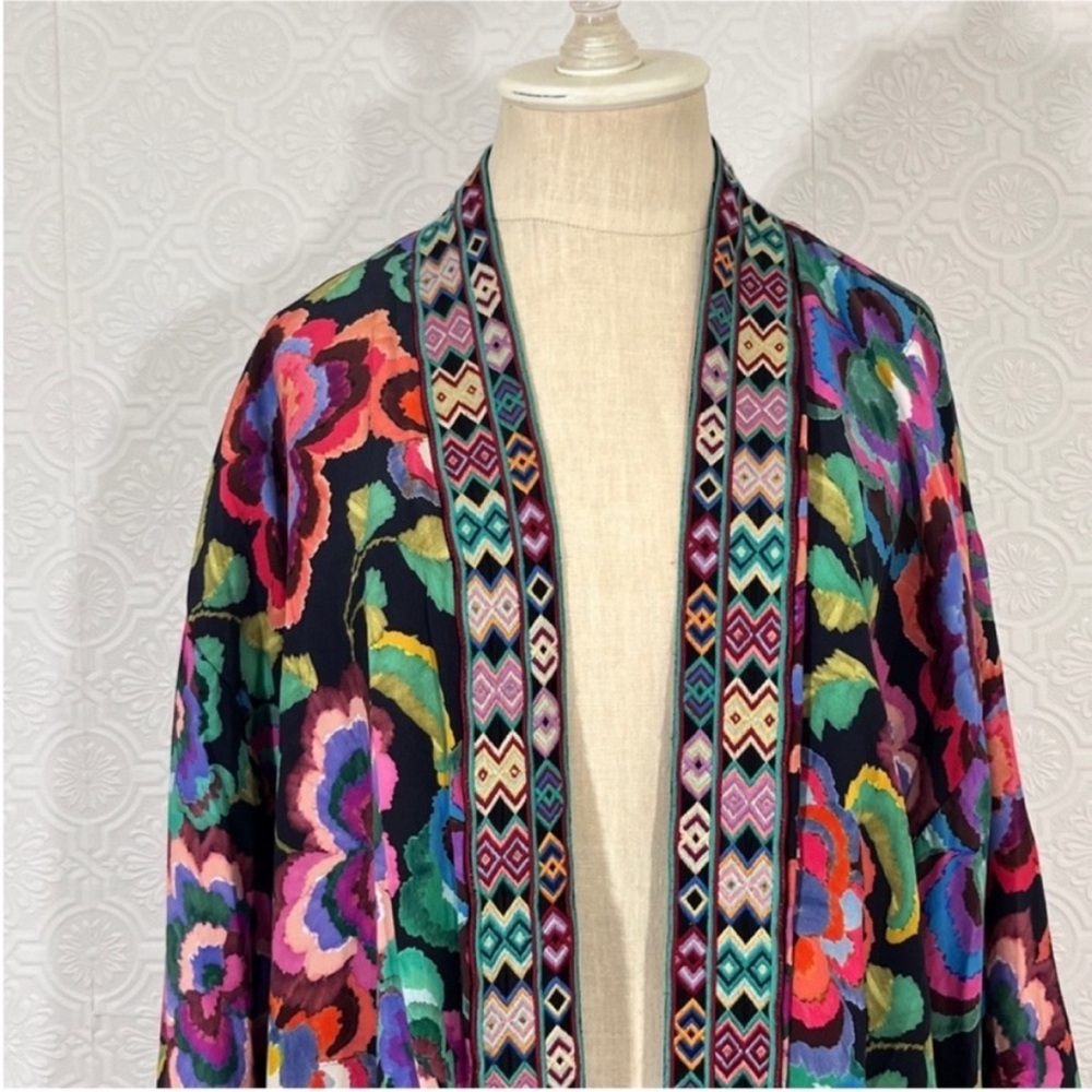 Johnny Was Floral Open-Front Women’s kimono - Picture 3 of 7